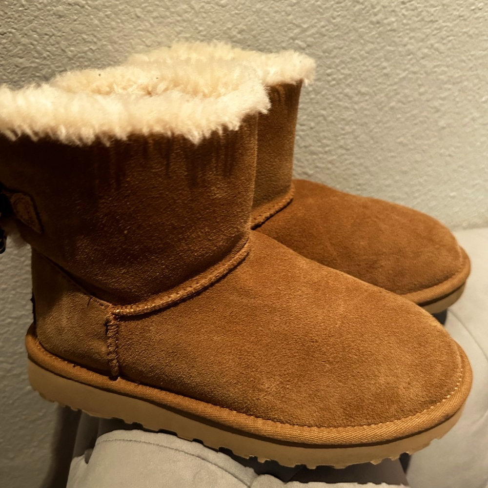 Ugh mini Bailey Bow chestnut